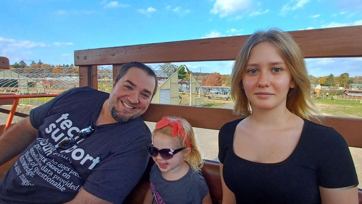 Paradise, Potato Skin, and Punkins (and a Keleton)